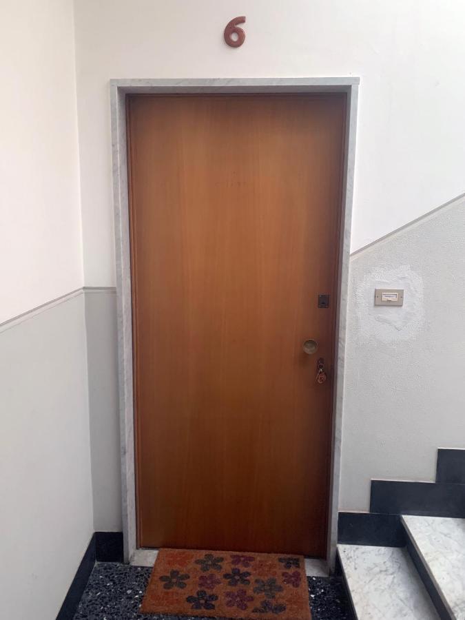 Casa Bianca 6 - Confortevole In Centro A 모네글리아 외부 사진